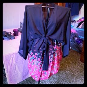 Torrid size 3/4 belted kimono